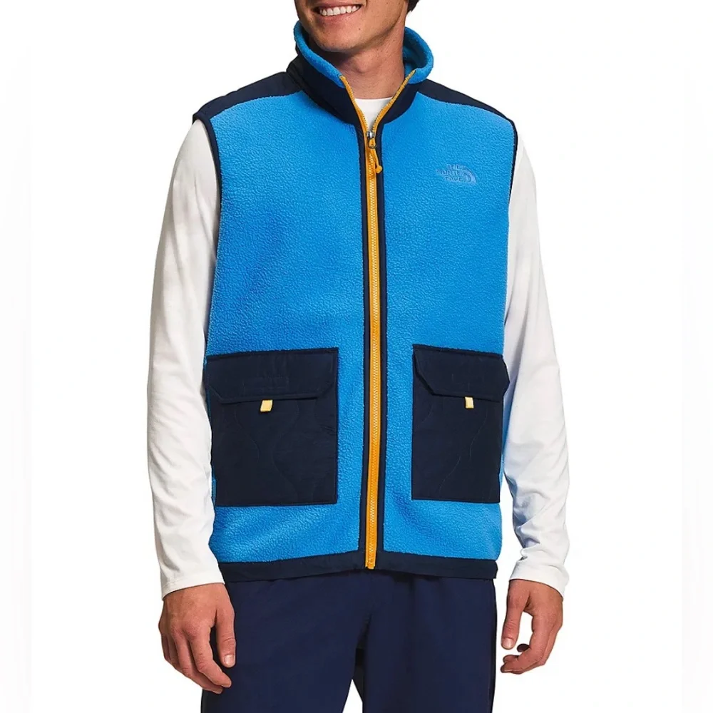 The North Face Royal Arch Fleece Vest in Supersonic Blue/ Summit Navy